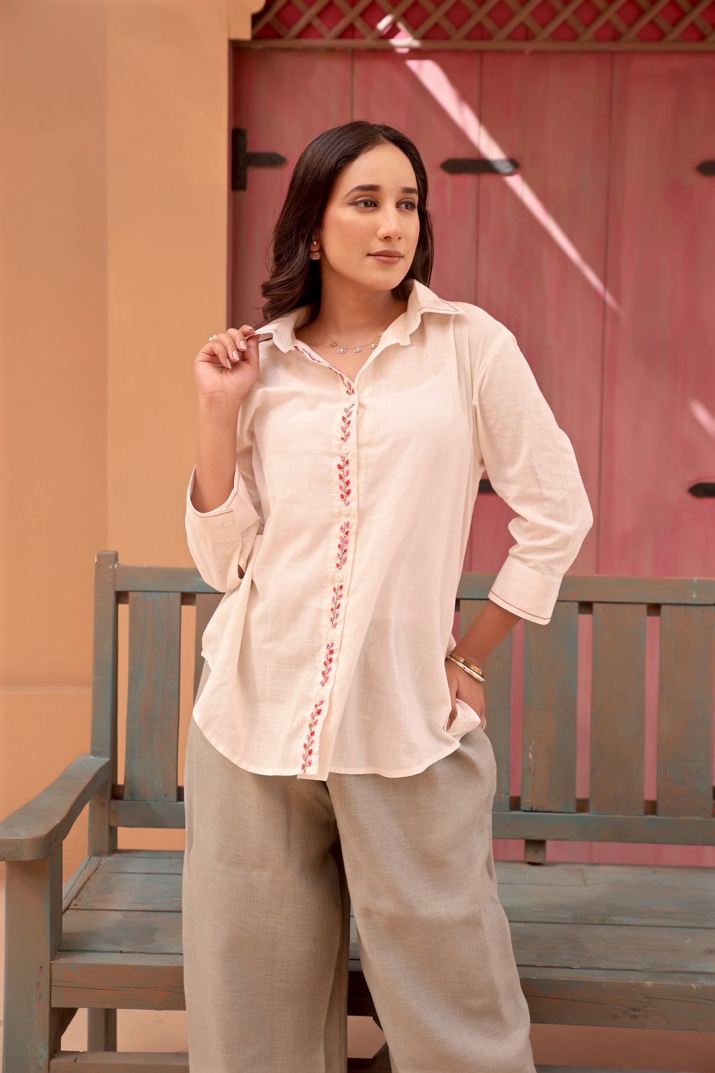 Casual desert charm